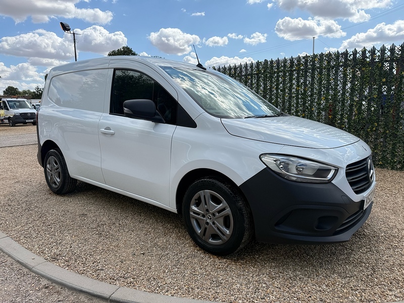 Mercedes-Benz 110 1.5 CDI Progressive SMALL PANEL VAN