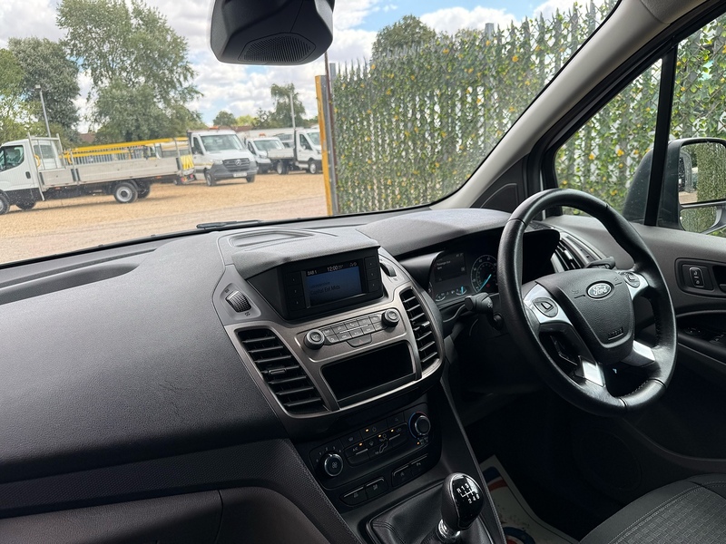 Ford 240 1.5 EcoBlue Trend SWB L1 CREW VAN
