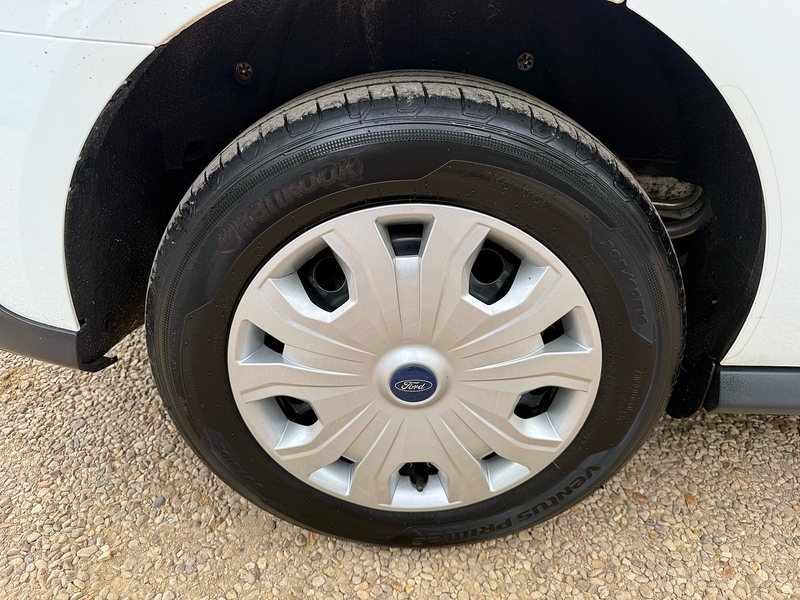 Ford 240 1.5 EcoBlue Trend SWB L1 CREW VAN