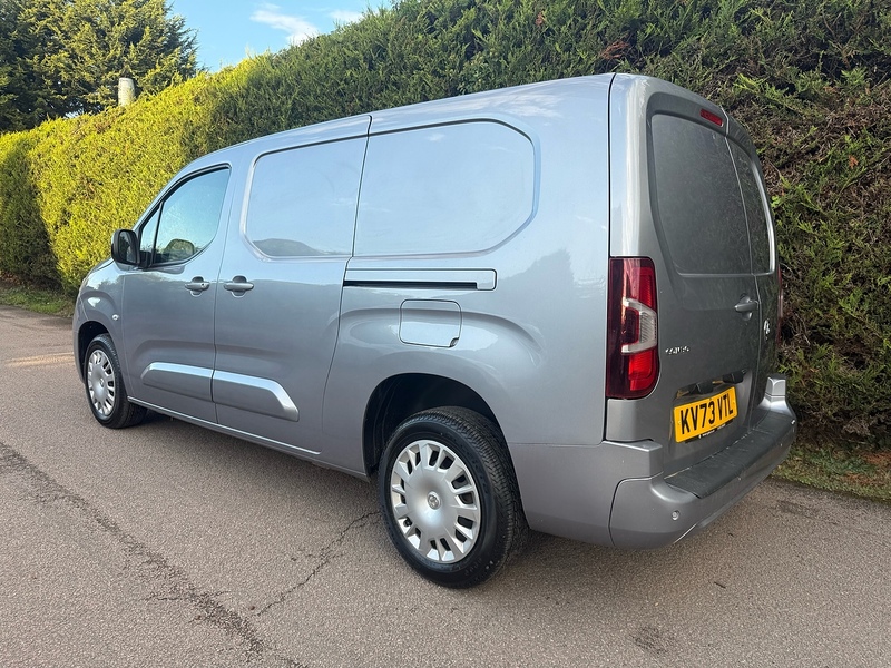Vauxhall 1.5 Turbo D 2300 Pro L2 H1 LWB PANEL VAN 1.5 6dr Panel Van Manual Diesel