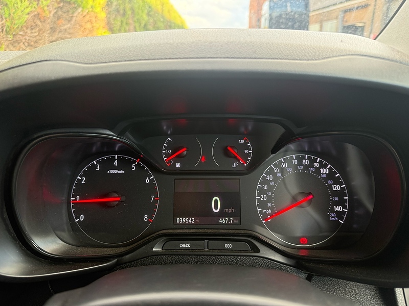 Vauxhall 1.5 Turbo D 2300 Pro L2 H1 LWB PANEL VAN 1.5 6dr Panel Van Manual Diesel
