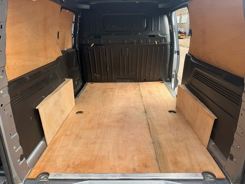 Vauxhall 1.5 Turbo D 2300 Pro L2 H1 LWB PANEL VAN 1.5 6dr Panel Van Manual Diesel