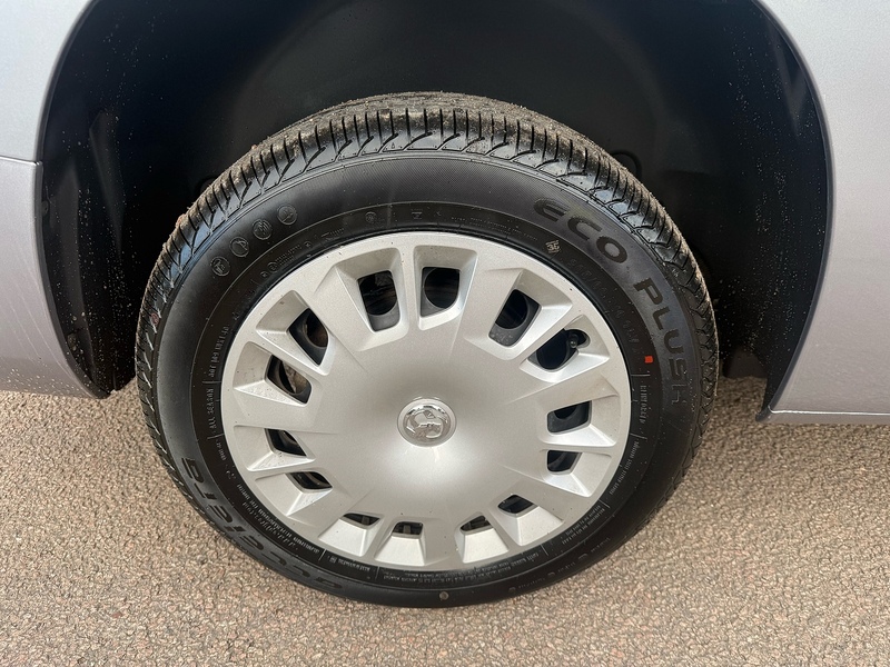 Vauxhall 1.5 Turbo D 2300 Pro L2 H1 LWB PANEL VAN 1.5 6dr Panel Van Manual Diesel