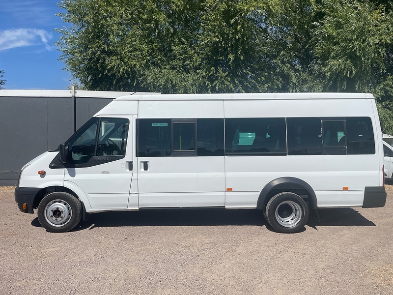 Ford 430 2.2 TDCi LWB 17 SEATER MINIBUS