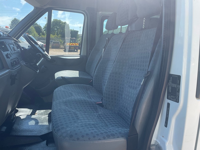 Ford 430 2.2 TDCi LWB 17 SEATER MINIBUS