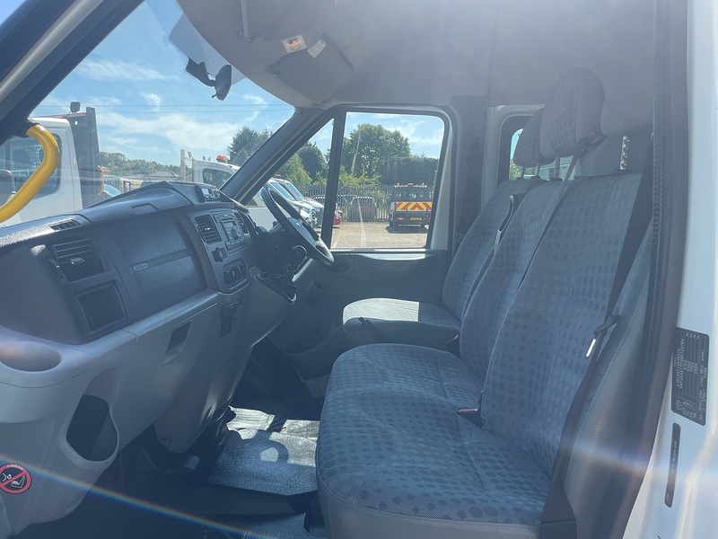 Ford 430 2.2 TDCi LWB 17 SEATER MINIBUS