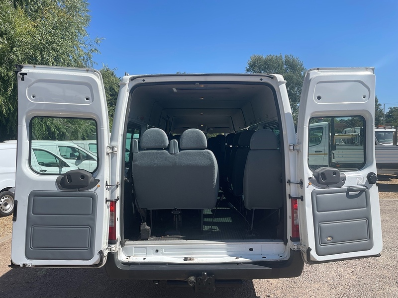 Ford 430 2.2 TDCi LWB 17 SEATER MINIBUS