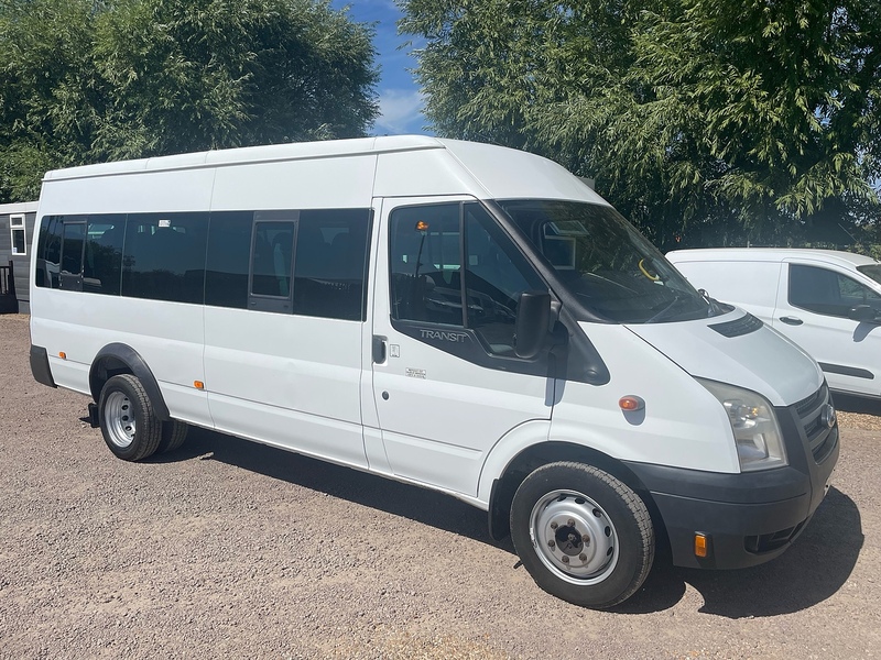 Ford 430 2.2 TDCi LWB 17 SEATER MINIBUS