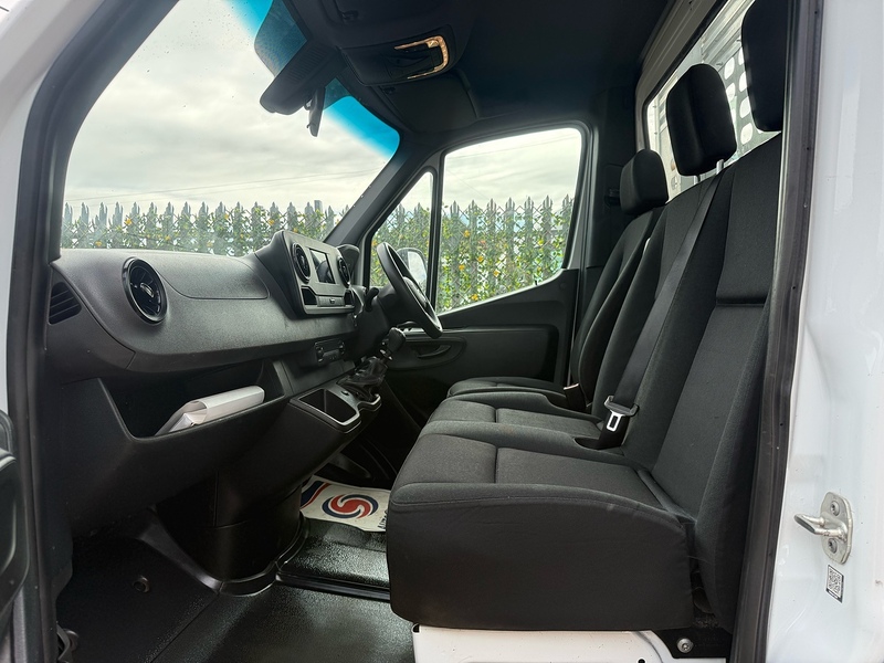 Mercedes-Benz 315 2.0 CDI Progressive L3 LWB 14ft DROPSIDE 2.0 2dr Dropside Manual Diesel