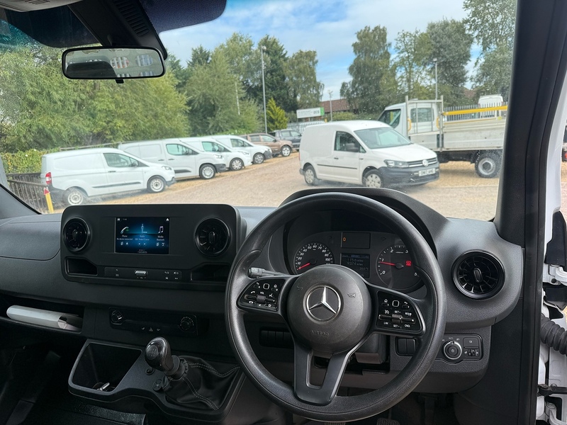 Mercedes-Benz 315 2.0 CDI Progressive L3 LWB 14ft DROPSIDE 2.0 2dr Dropside Manual Diesel
