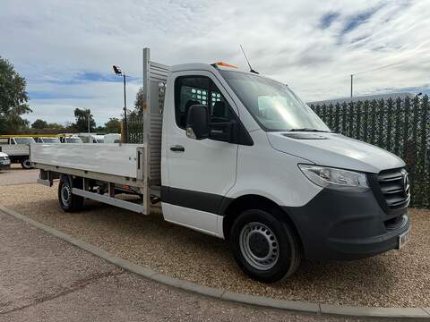 315 2.0 CDI Progressive L3 LWB 14ft DROPSIDE 2.0 2dr Dropside Manual Diesel