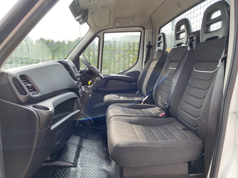 Iveco 2.3D HPI 14V 35S 3750 L3 LWB 14FT DROPSIDE 2.3 2dr Dropside Manual Diesel