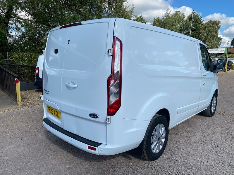 Ford 300 2.0 EcoBlue Limited SWB L1 PANEL VAN 2.0 5dr Panel Van Manual Diesel