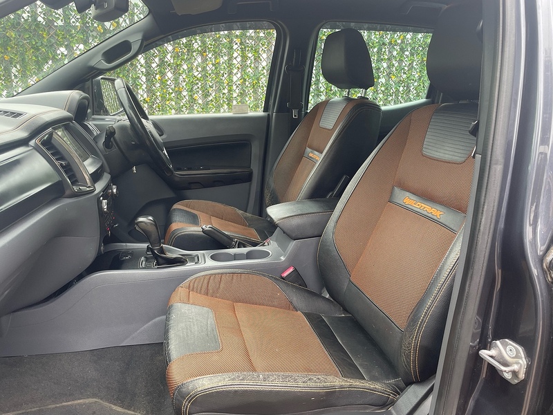 Ford 3.2 TDCi Wildtrak 3.2 4x4 DOUBLE CAB PICKUP TRUCK WITH CANOPY - AUTOMATIC 3.2 4dr Pickup Automatic Diesel