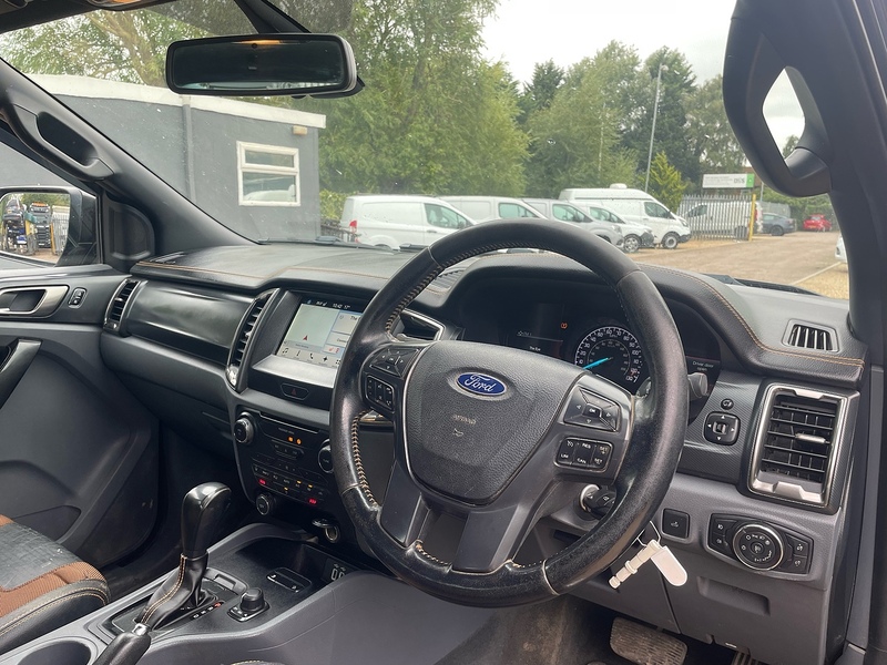 Ford 3.2 TDCi Wildtrak 3.2 4x4 DOUBLE CAB PICKUP TRUCK WITH CANOPY - AUTOMATIC 3.2 4dr Pickup Automatic Diesel