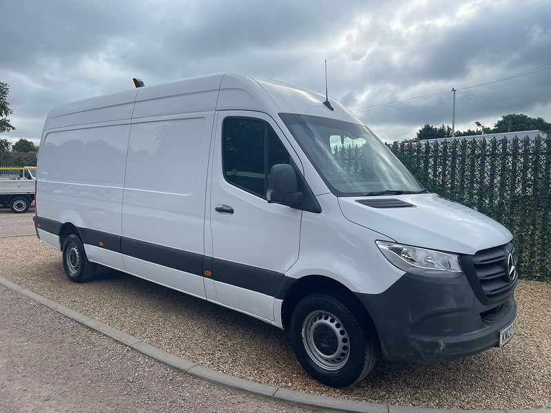 Mercedes-Benz 315 2.0 CDI Progressive L3 LWB PANEL VAN 2.0 5dr Panel Van Manual Diesel