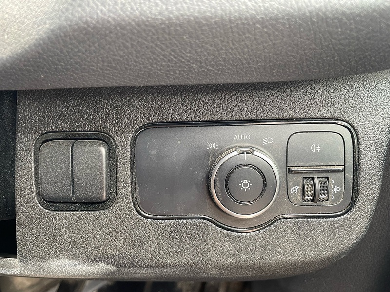Mercedes-Benz 315 2.0 CDI Progressive L3 LWB PANEL VAN - WHITE