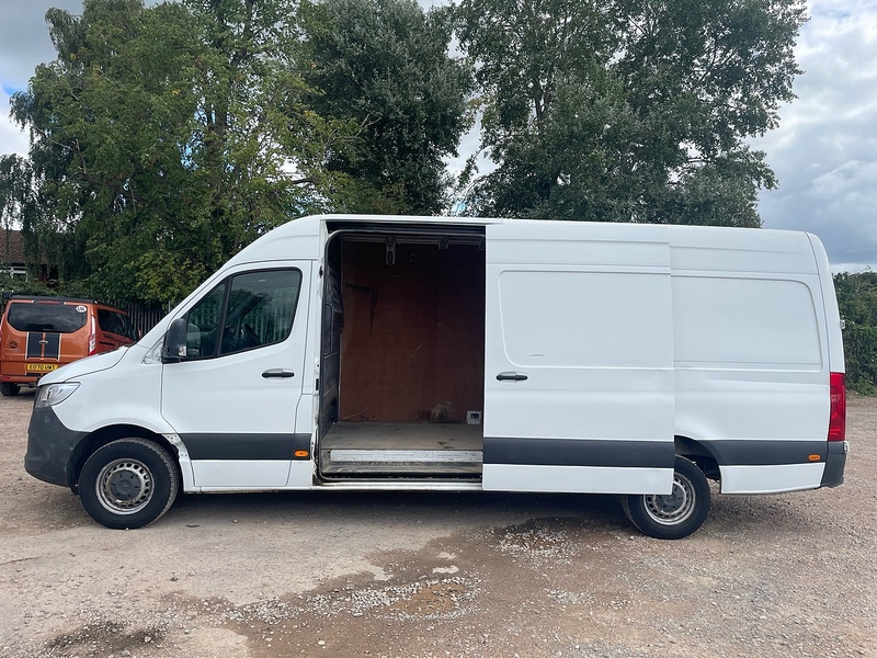 Mercedes-Benz 315 2.0 CDI Progressive L3 LWB PANEL VAN - WHITE