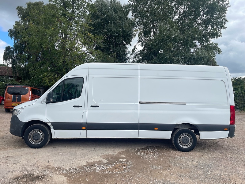 Mercedes-Benz 315 2.0 CDI Progressive L3 LWB PANEL VAN - WHITE