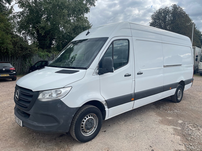 Mercedes-Benz 315 2.0 CDI Progressive L3 LWB PANEL VAN - WHITE