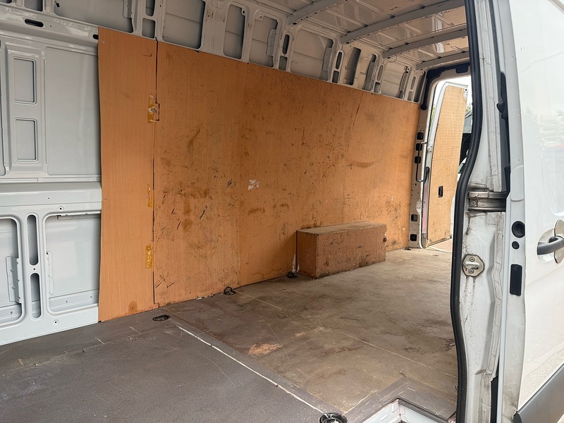 Mercedes-Benz 315 2.0 CDI Progressive L3 LWB PANEL VAN