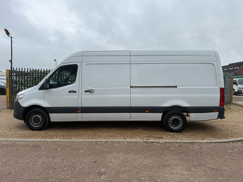 Mercedes-Benz 315 2.0 CDI Progressive L3 LWB PANEL VAN
