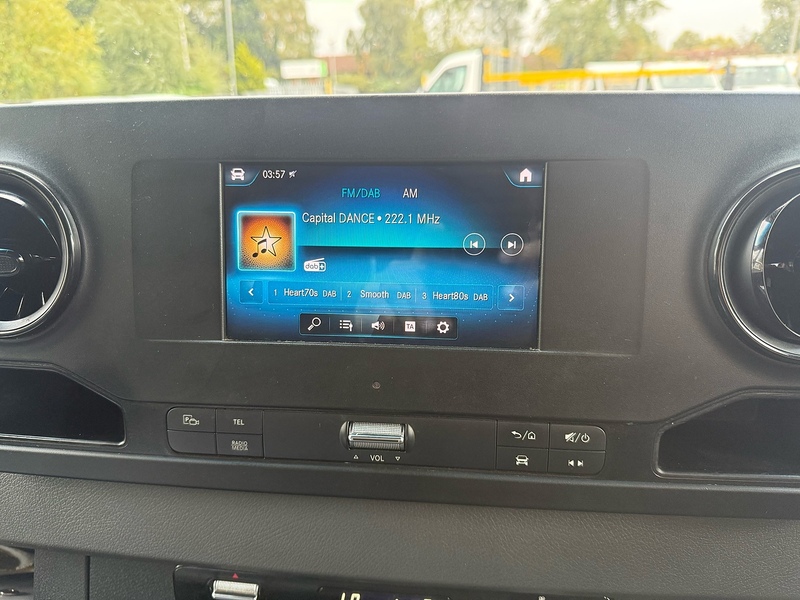 Mercedes-Benz 315 2.0 CDI Progressive L3 LWB PANEL VAN