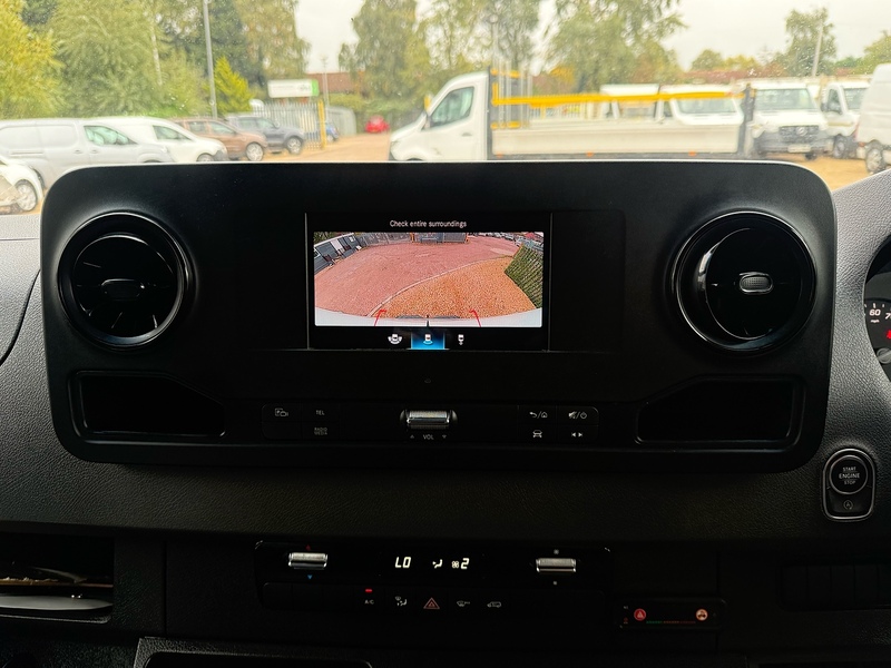 Mercedes-Benz 315 2.0 CDI Progressive L3 LWB PANEL VAN