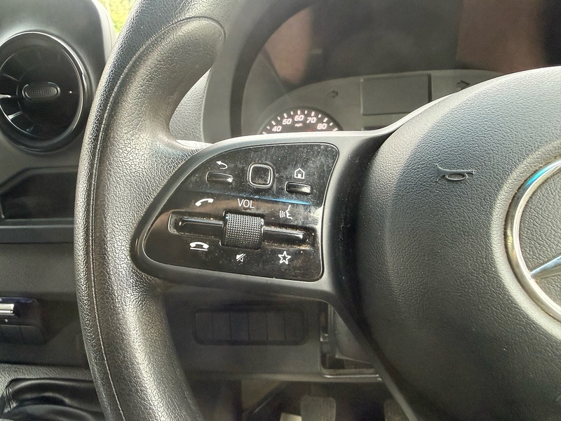 Mercedes-Benz 315 2.0 CDI Progressive L3 LWB PANEL VAN