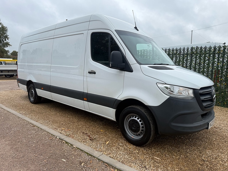 Mercedes-Benz 315 2.0 CDI Progressive L3 LWB PANEL VAN