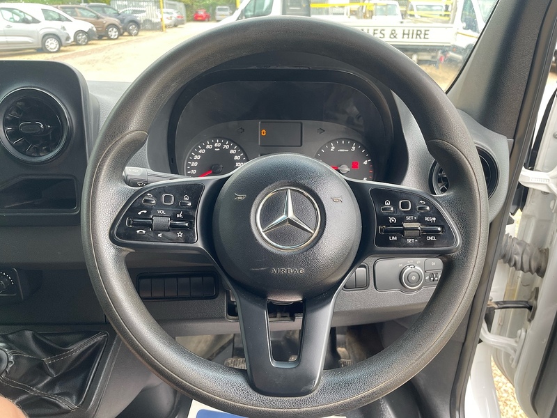 Mercedes-Benz 314 2.1 CDI L3 LWB DOUBLE CAB TIPPER
