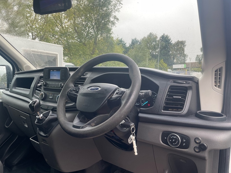 Ford 350 2.0 EcoBlue Leader XLWB L4 14FT DROPSIDE TAIL LIFT TRAFFIC MANAGEMENT SPEC