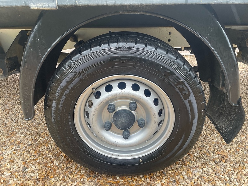 Ford 350 2.0 EcoBlue Leader XLWB L4 14FT DROPSIDE TAIL LIFT TRAFFIC MANAGEMENT SPEC