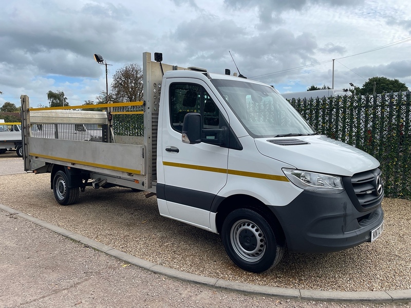 Mercedes-Benz 315 2.0 CDI Progressive L3 LWB 14FT DROPSIDE TAIL LIFT - WHITE