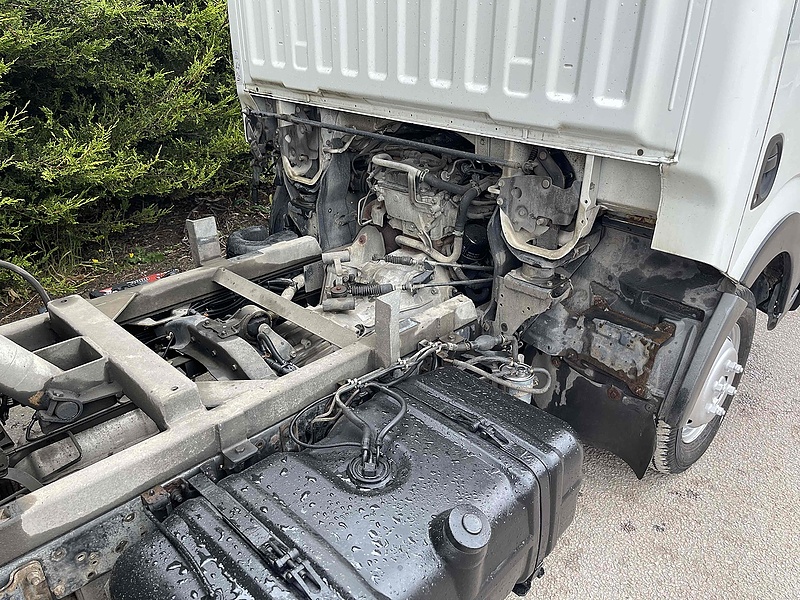 Nissan 35.14 2.5 dCi MWB S/C TIPPER DRW