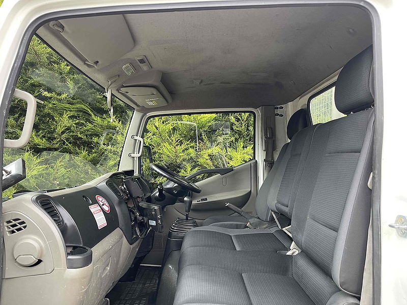 Nissan 35.14 2.5 dCi MWB S/C TIPPER DRW