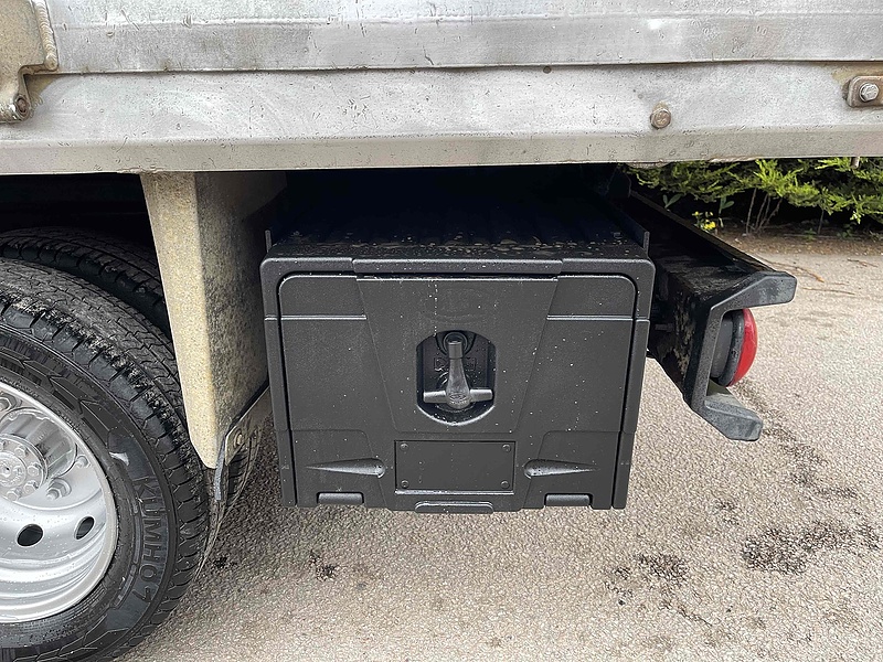 Nissan 35.14 2.5 dCi MWB S/C TIPPER DRW