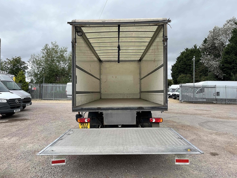 DAF Box Lorry With Taillift 4.5 2dr Box Lorry Automatic Diesel