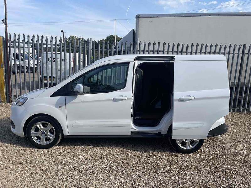 Ford 1.0 EcoBoost Limited SWB PANEL VAN - WHITE
