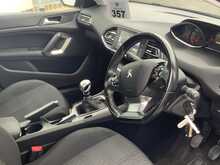 Peugeot 308 1.6 BlueHDi Active (s/s) 5dr - U4444