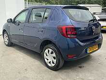 Dacia Sandero 1.0 SCe Essential Euro 6 5dr - U5241