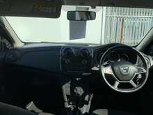 Dacia Sandero 1.0 SCe Essential Euro 6 5dr - U5241