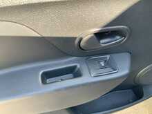 Dacia Sandero 1.0 SCe Essential Euro 6 5dr - U5241