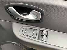 Renault Clio DCI 90 - U5528