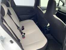 Toyota Yaris Vvt-I Icon M-Drive S - U5950