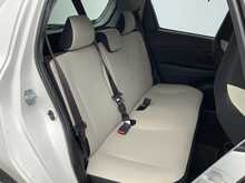 Toyota Yaris Vvt-I Icon M-Drive S - U5950