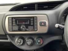 Toyota Yaris Vvt-I Icon M-Drive S - U5950