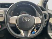 Toyota Yaris Vvt-I Icon M-Drive S - U5950