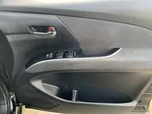 Toyota Estima Aeras - U5970