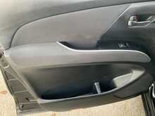 Toyota Estima Aeras - U5970